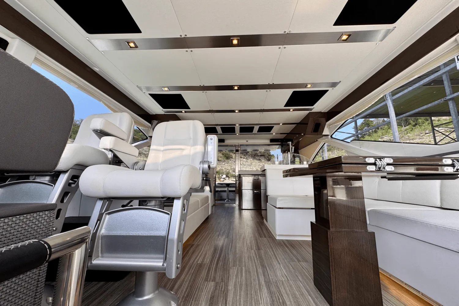 2020 Cruisers Yachts 60 FLY Image Thumbnail #55