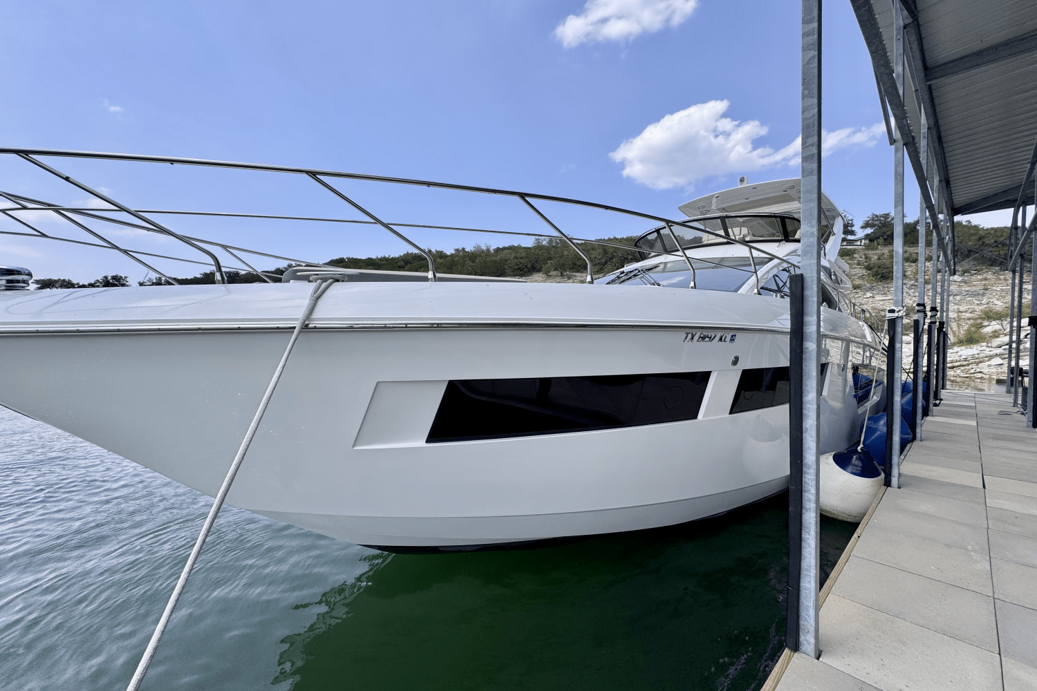 2020 Cruisers Yachts 60 FLY Image Thumbnail #2