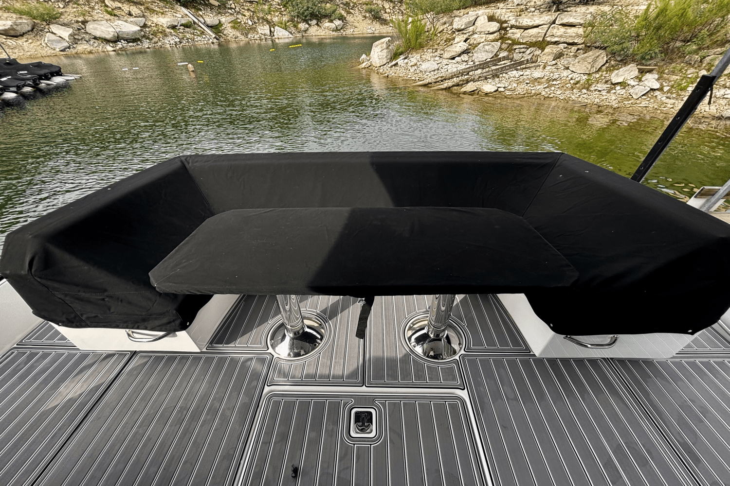 2020 Cruisers Yachts 60 FLY Image Thumbnail #38
