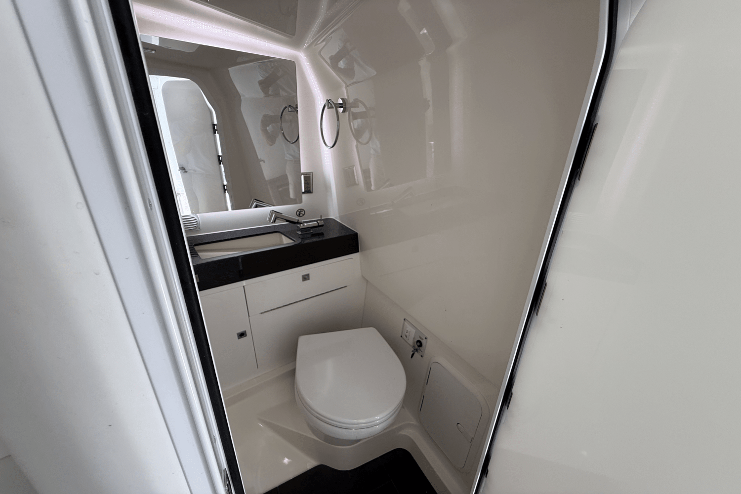 2022 Aviara AV 36 Image Thumbnail #54