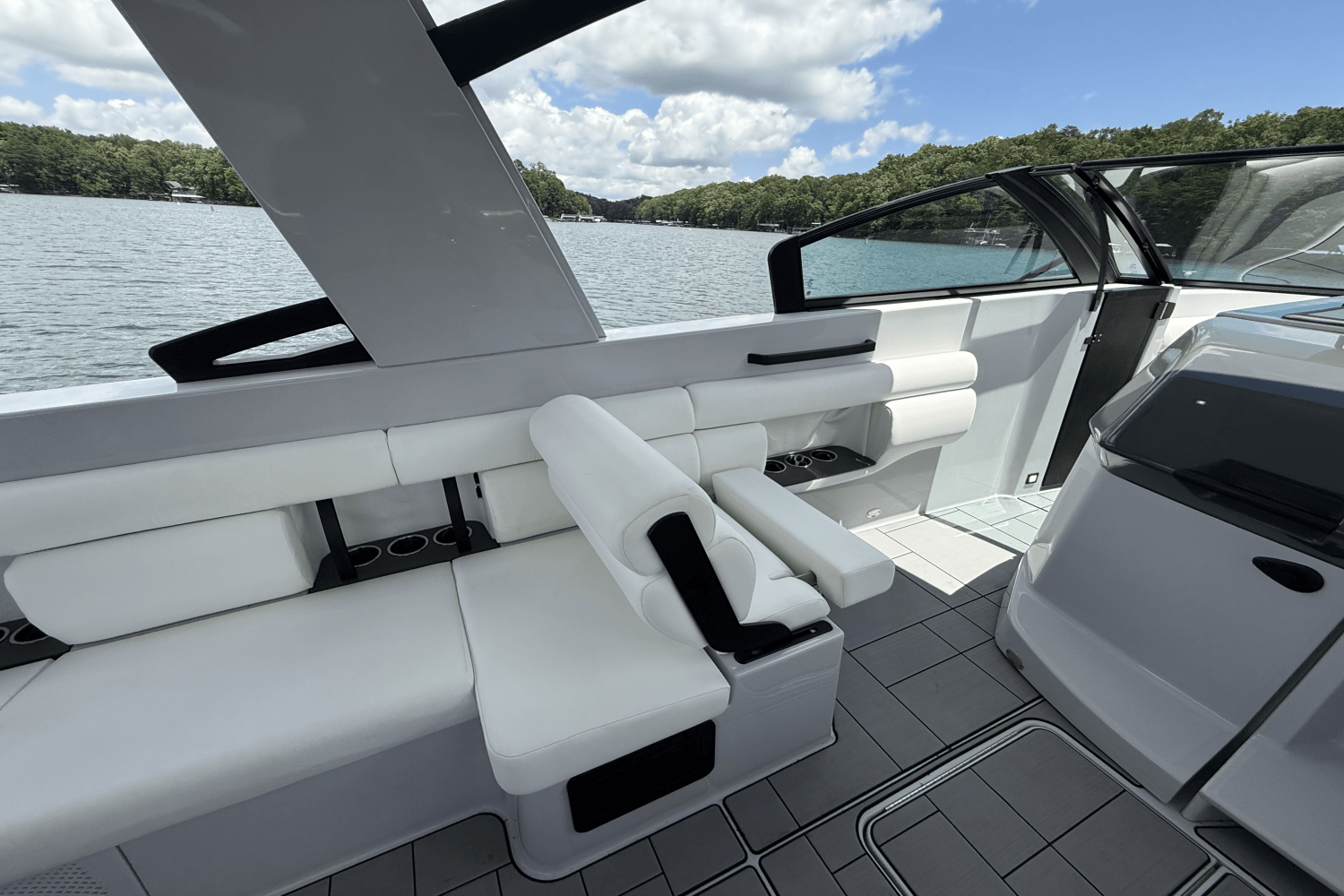 2022 Aviara AV 36 Image Thumbnail #42