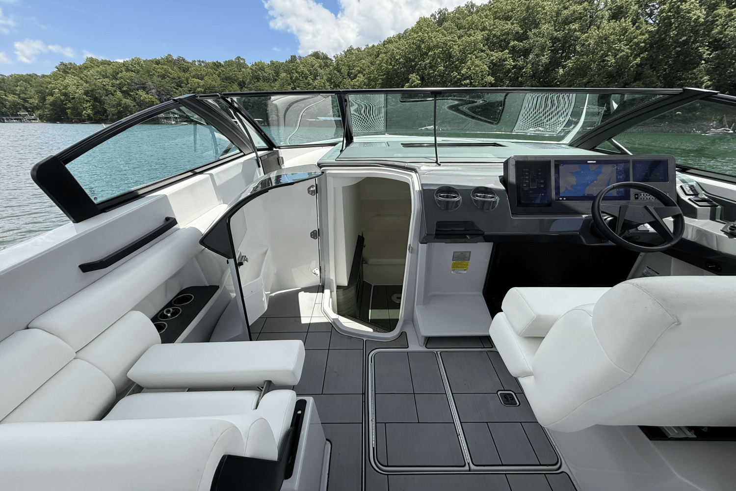 2022 Aviara AV 36 Image Thumbnail #43