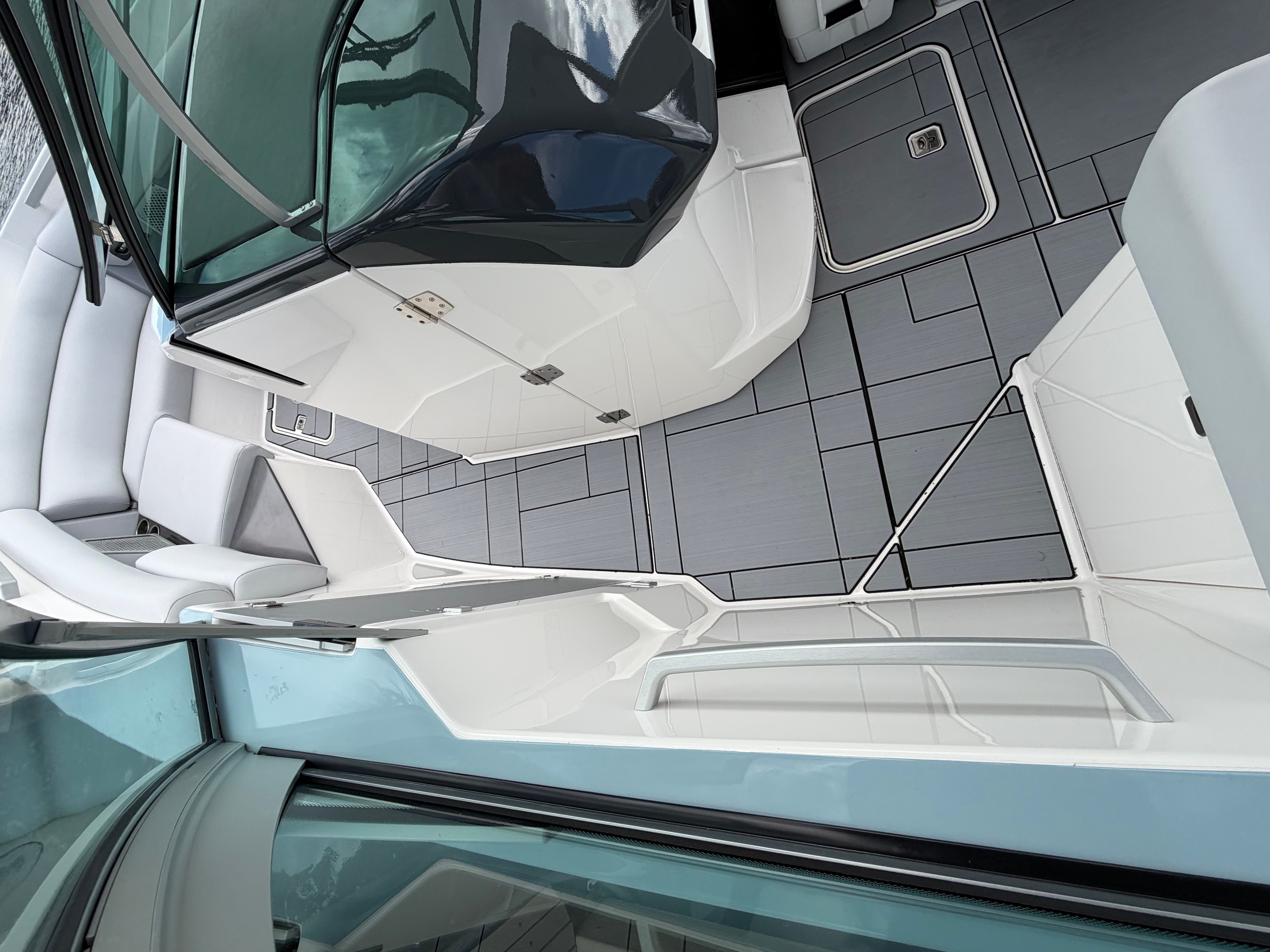 2022 Aviara AV32 OB Image Thumbnail #89