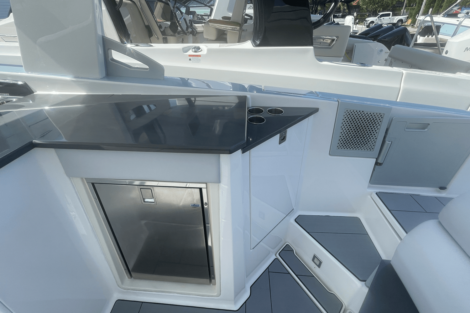 2022 Aviara AV32 OB Image Thumbnail #35