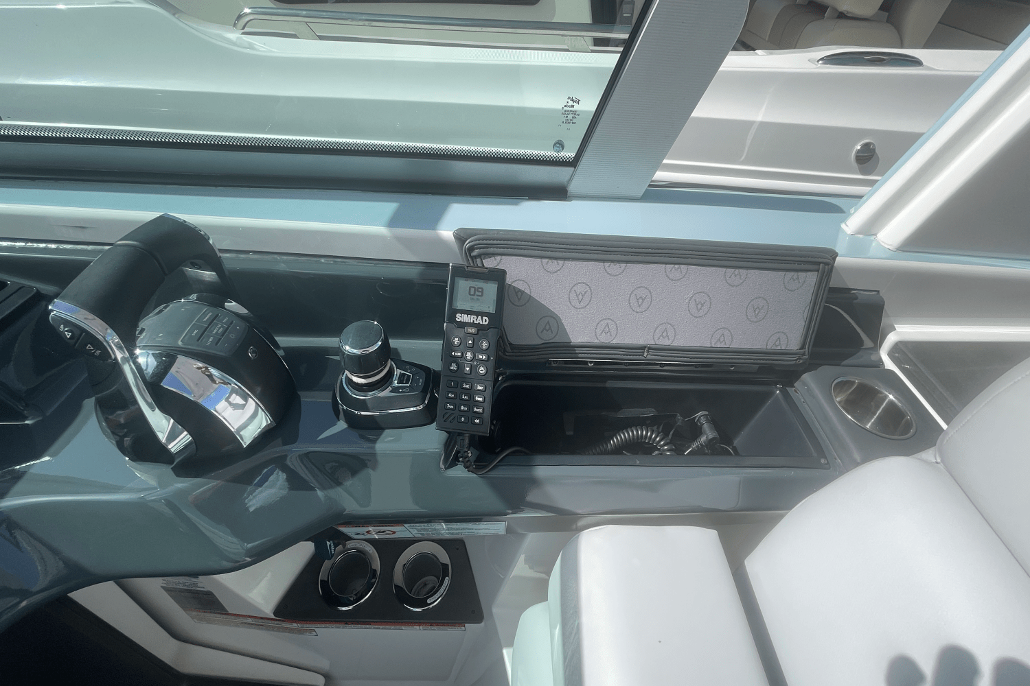 2022 Aviara AV32 OB Image Thumbnail #30