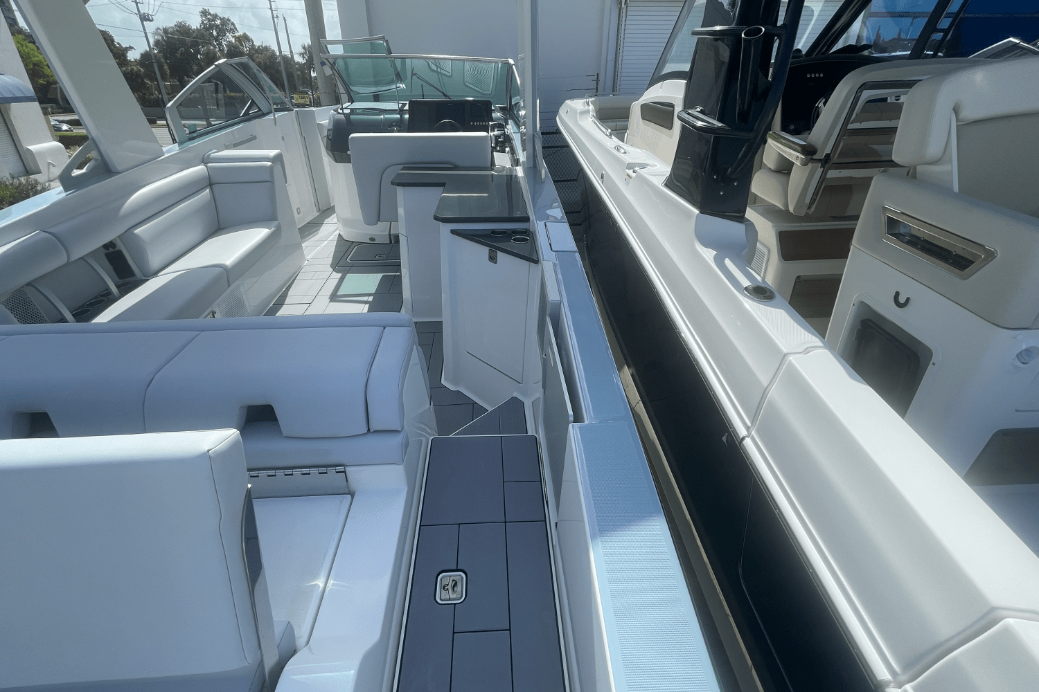 2022 Aviara AV32 OB Image Thumbnail #23