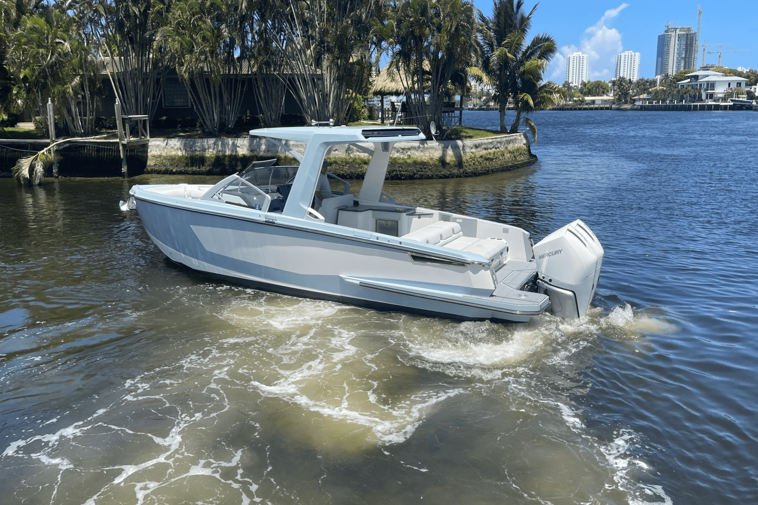 2022 Aviara AV32 OB Image Thumbnail #1