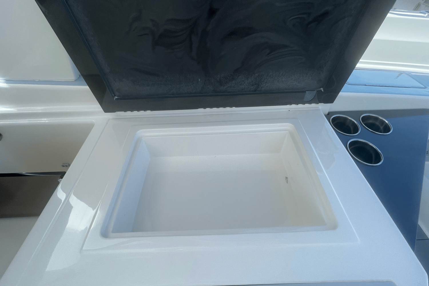 2022 Aviara AV32 OB Image Thumbnail #62