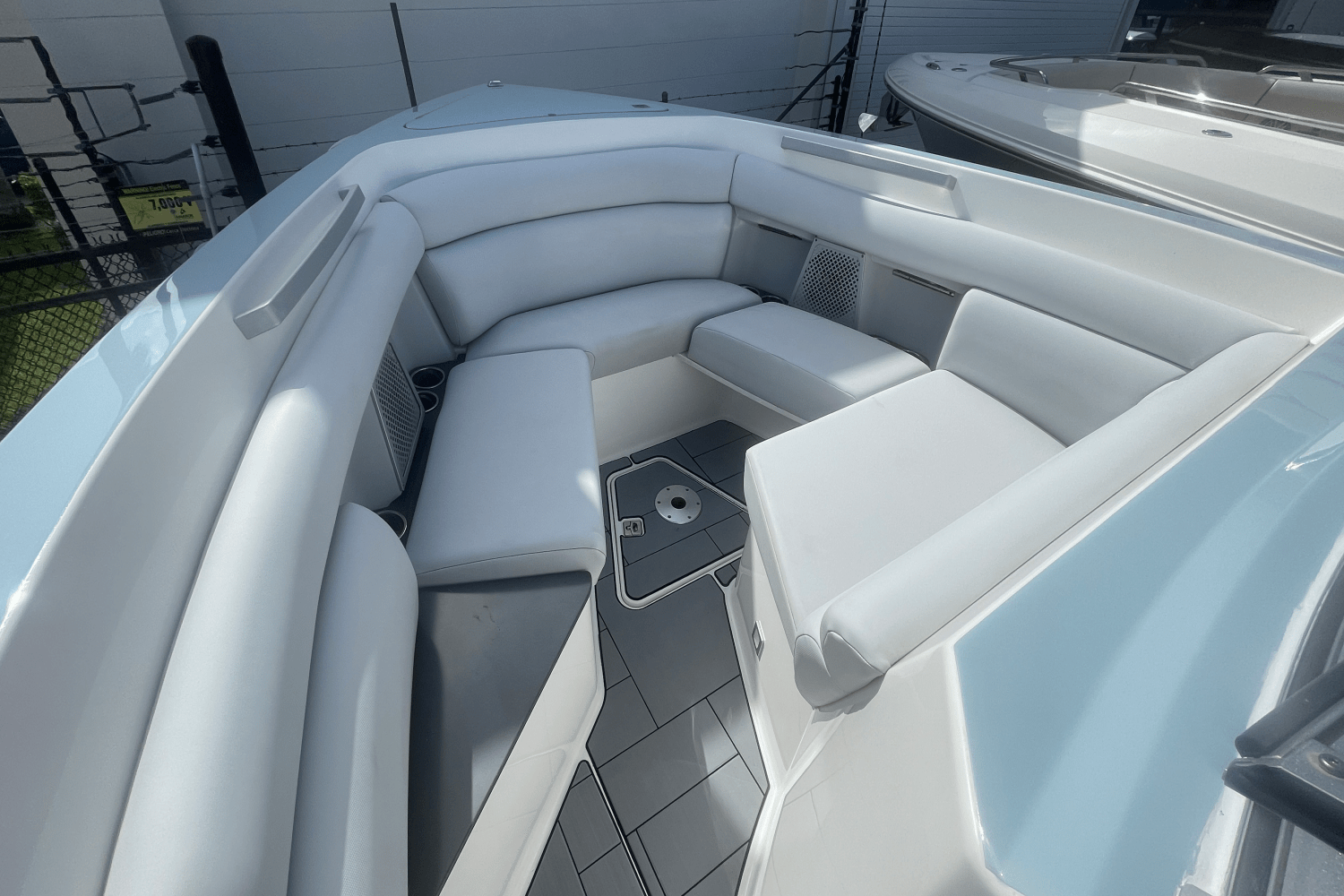 2022 Aviara AV32 OB Image Thumbnail #14