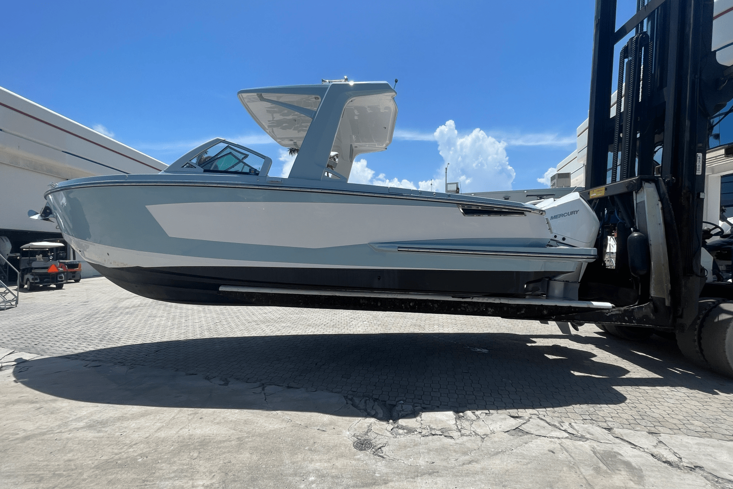 2022 Aviara AV32 OB Image Thumbnail #8