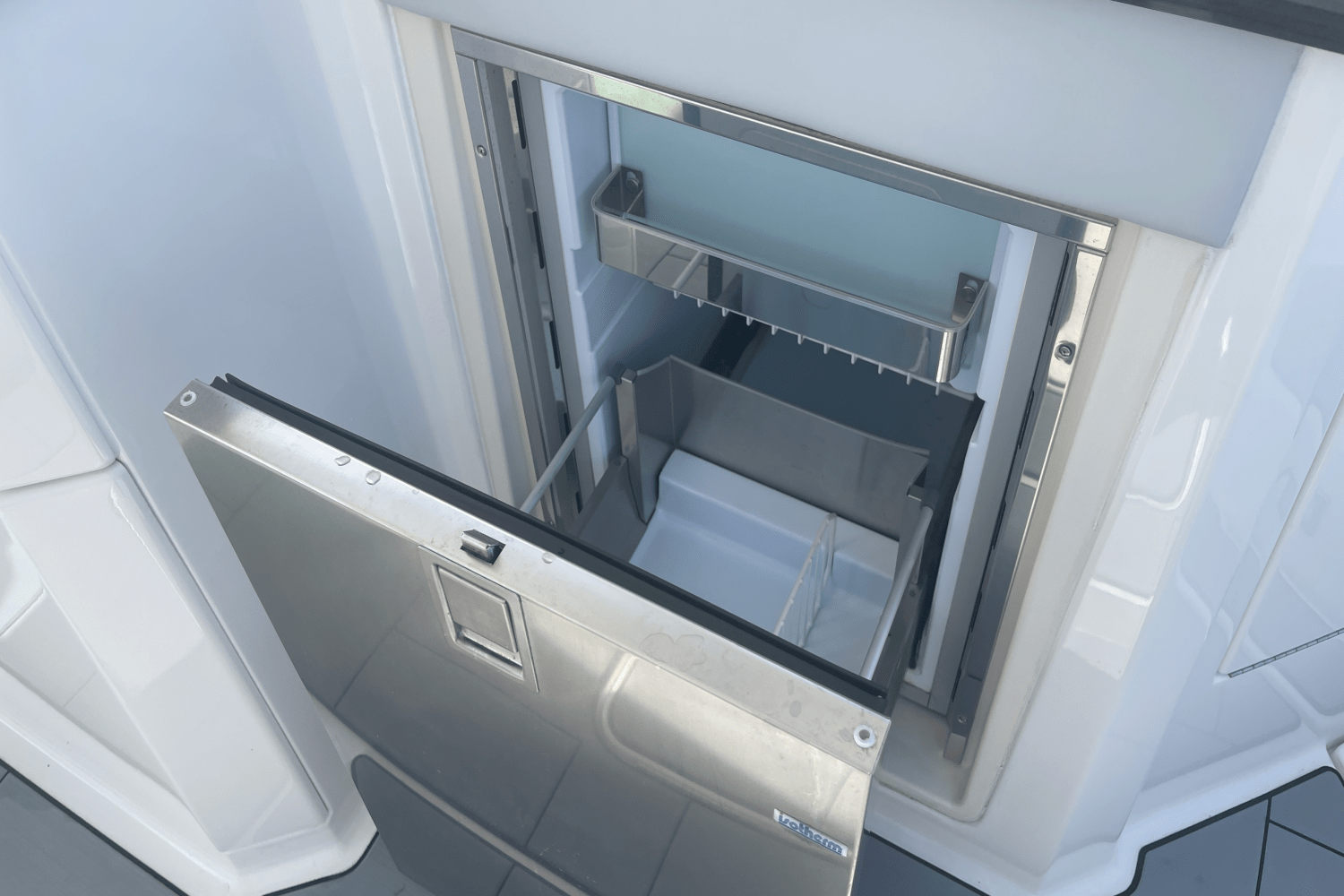 2022 Aviara AV32 OB Image Thumbnail #60