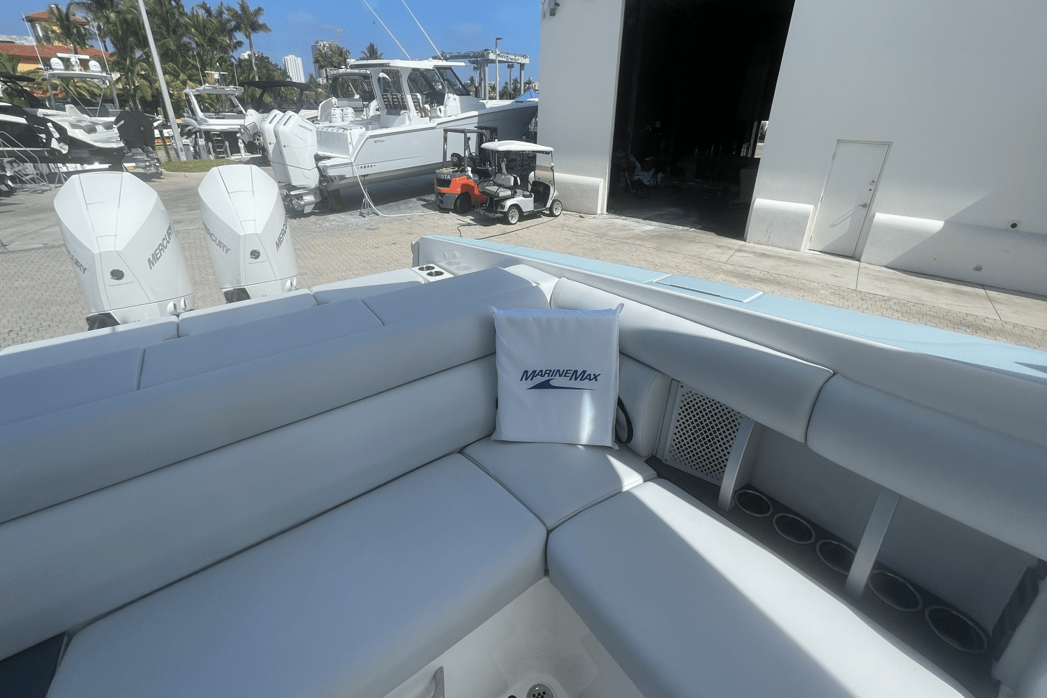 2022 Aviara AV32 OB Image Thumbnail #44