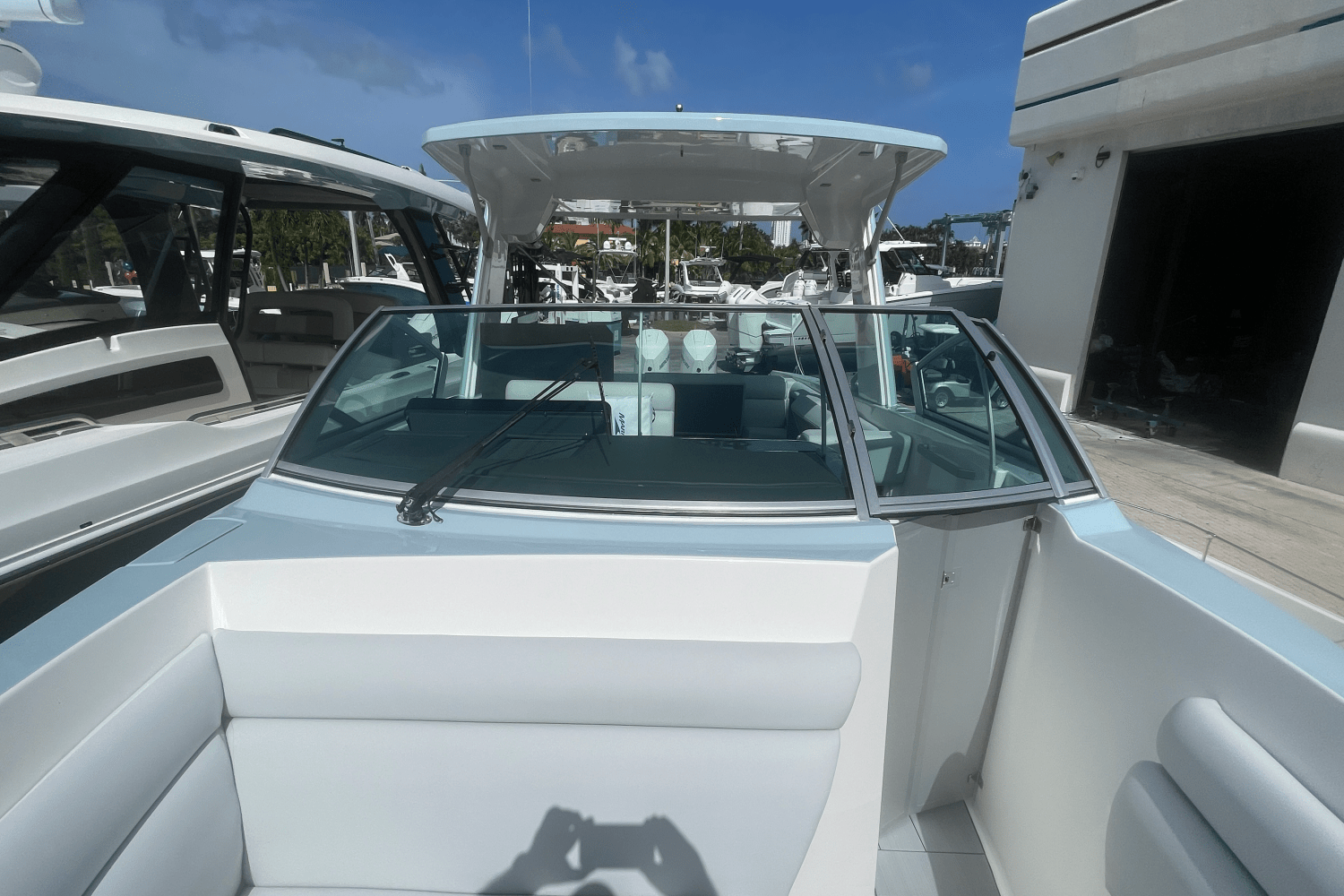 2022 Aviara AV32 OB Image Thumbnail #20