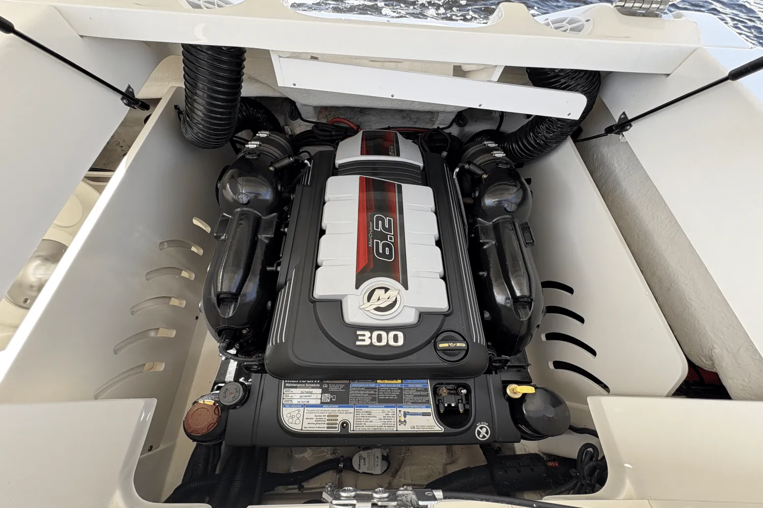2023 Sea Ray 230 SPX Image Thumbnail #28
