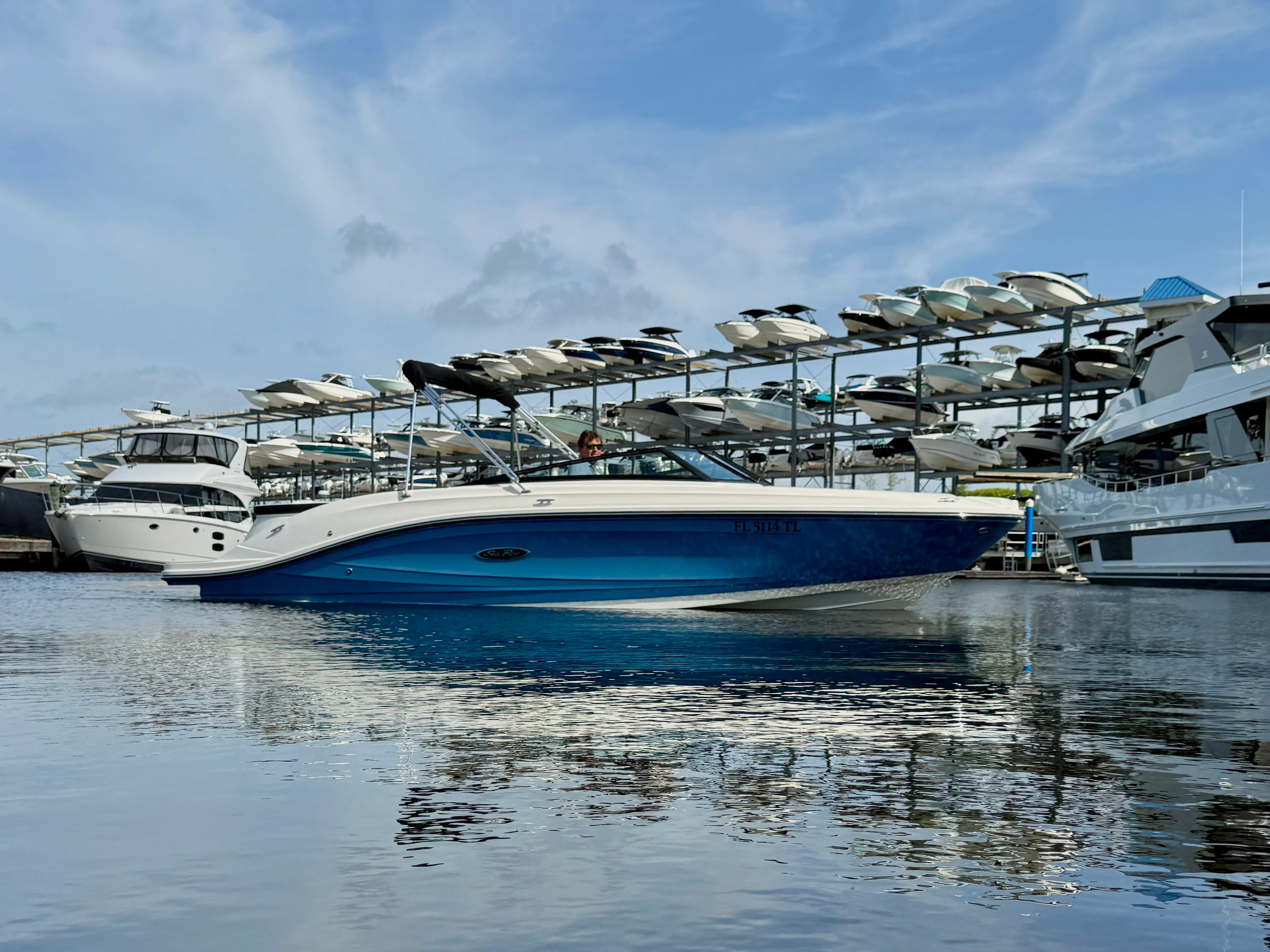 2023 Sea Ray 230 SPX Image Thumbnail #0