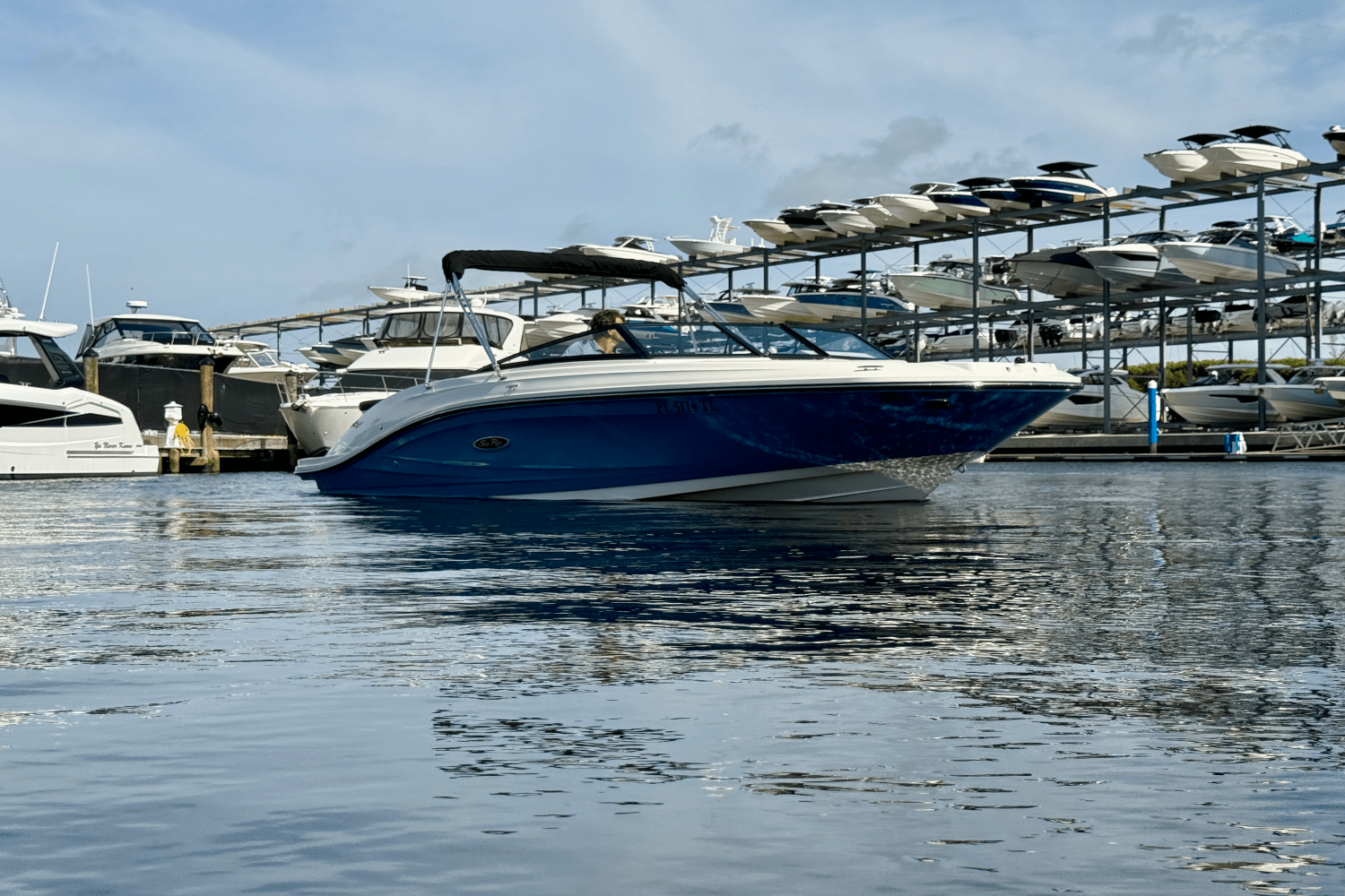 2023 Sea Ray 230 SPX Image Thumbnail #0