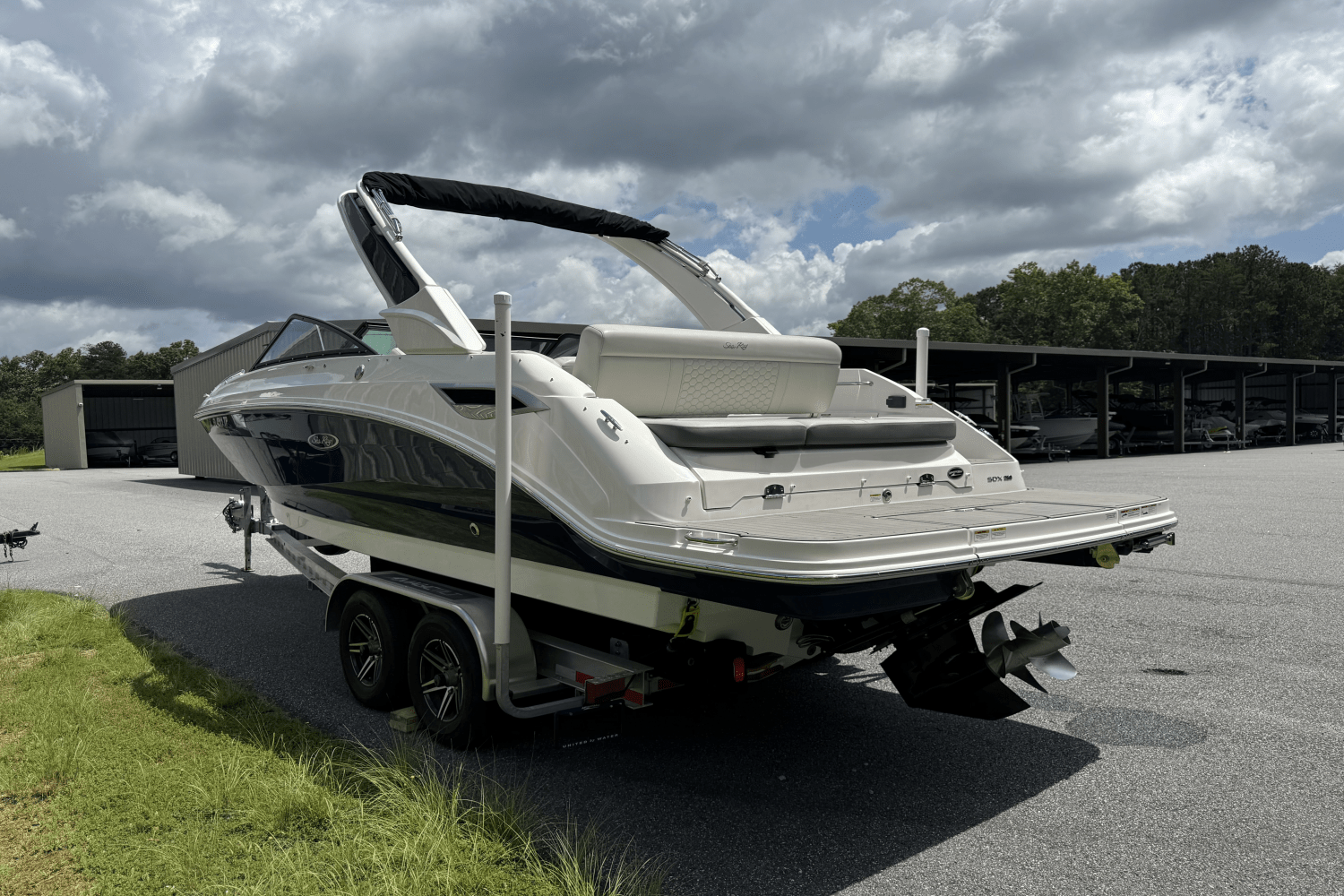 2023 Sea Ray 250 SDX Image Thumbnail #9