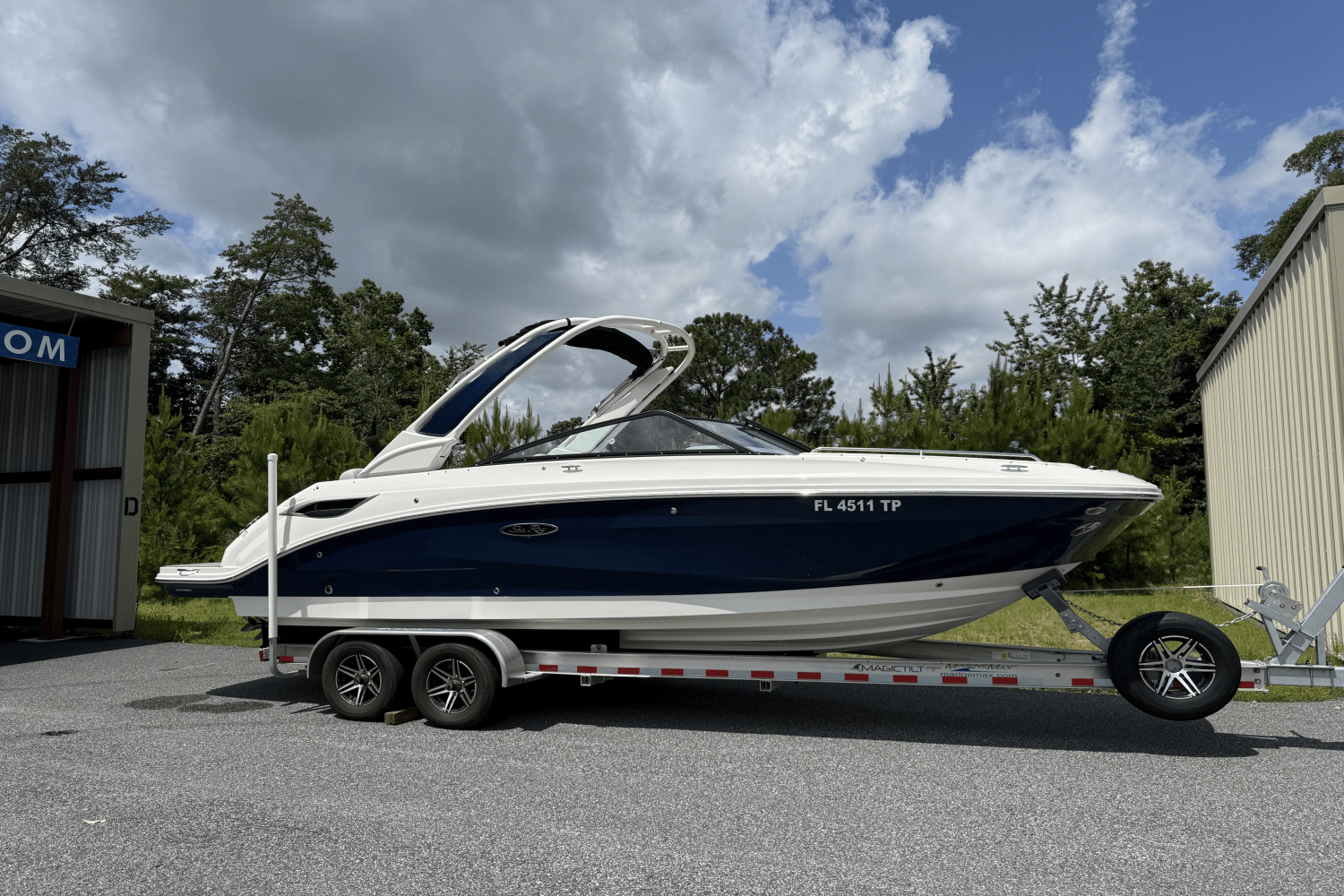 2023 Sea Ray 250 SDX Image Thumbnail #4