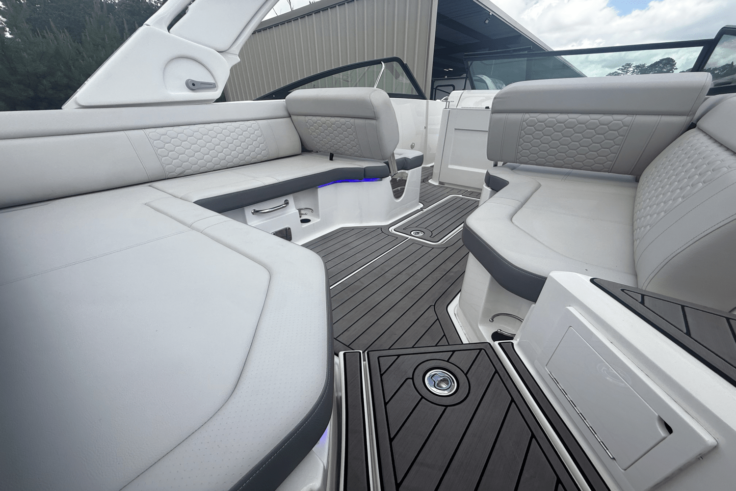 2023 Sea Ray 250 SDX Image Thumbnail #22