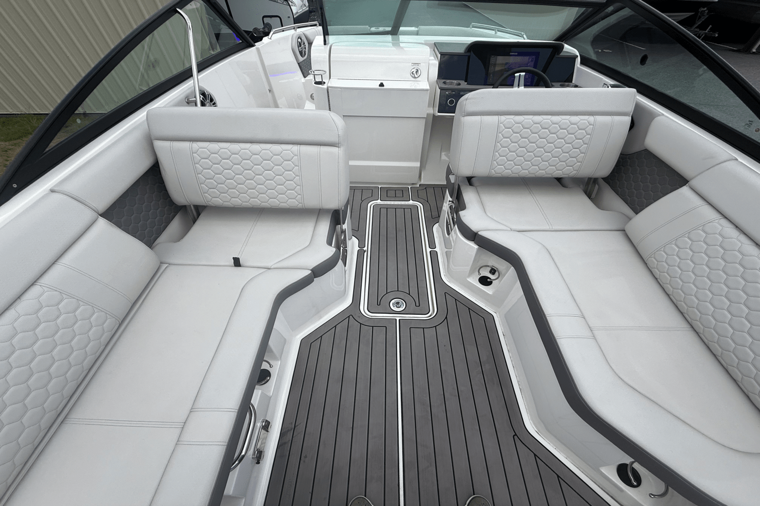 2023 Sea Ray 250 SDX Image Thumbnail #35