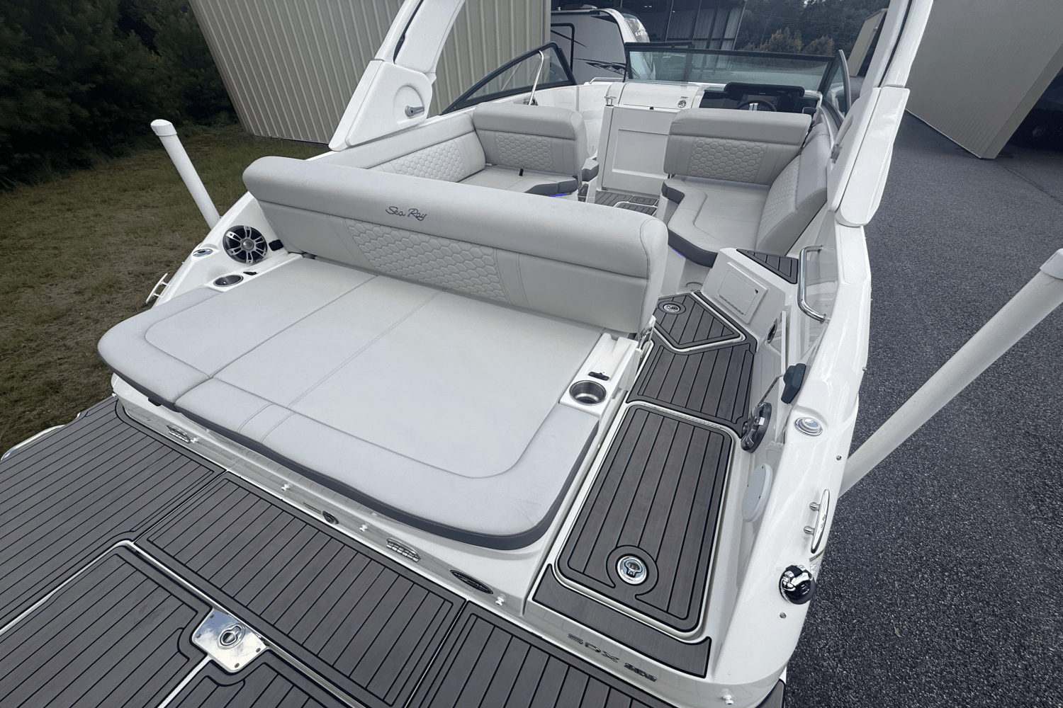2023 Sea Ray 250 SDX Image Thumbnail #19