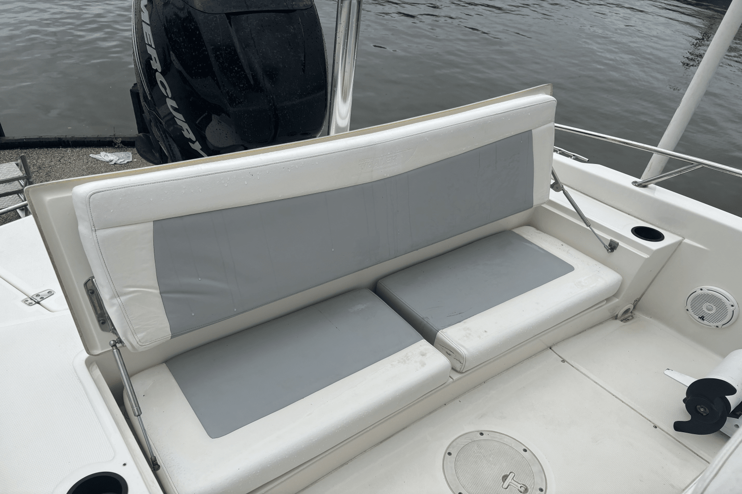 2014 Boston Whaler 240 DAUNTLESS Image Thumbnail #13