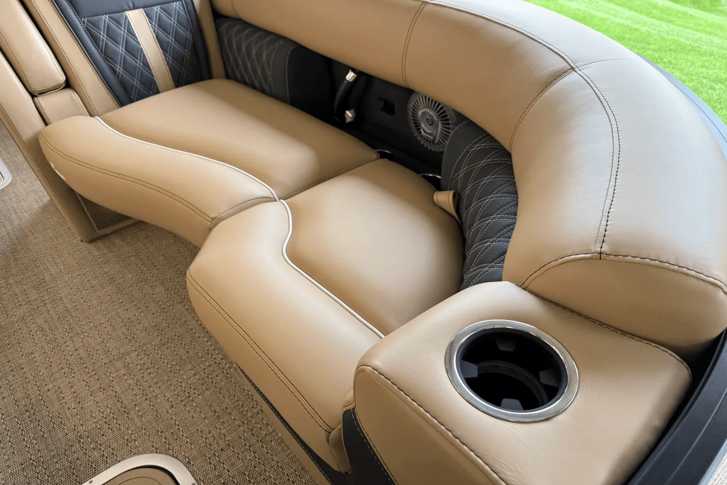 2026 Barletta Lusso 23 UC Image Thumbnail #12