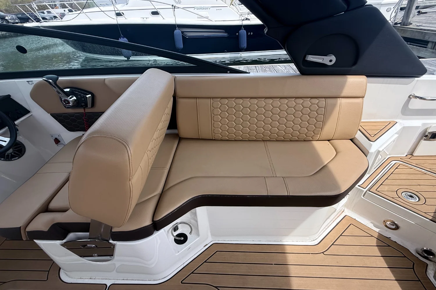 2023 Sea Ray SDX 250 Image Thumbnail #22