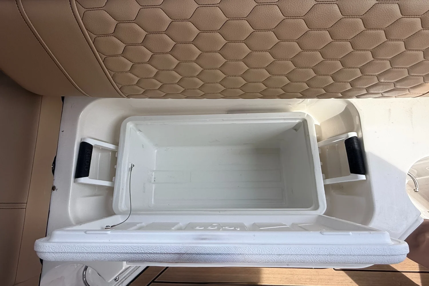 2023 Sea Ray SDX 250 Image Thumbnail #24