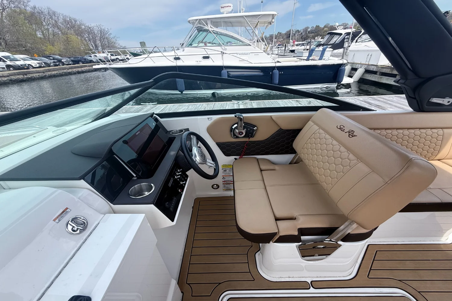 2023 Sea Ray SDX 250 Image Thumbnail #28