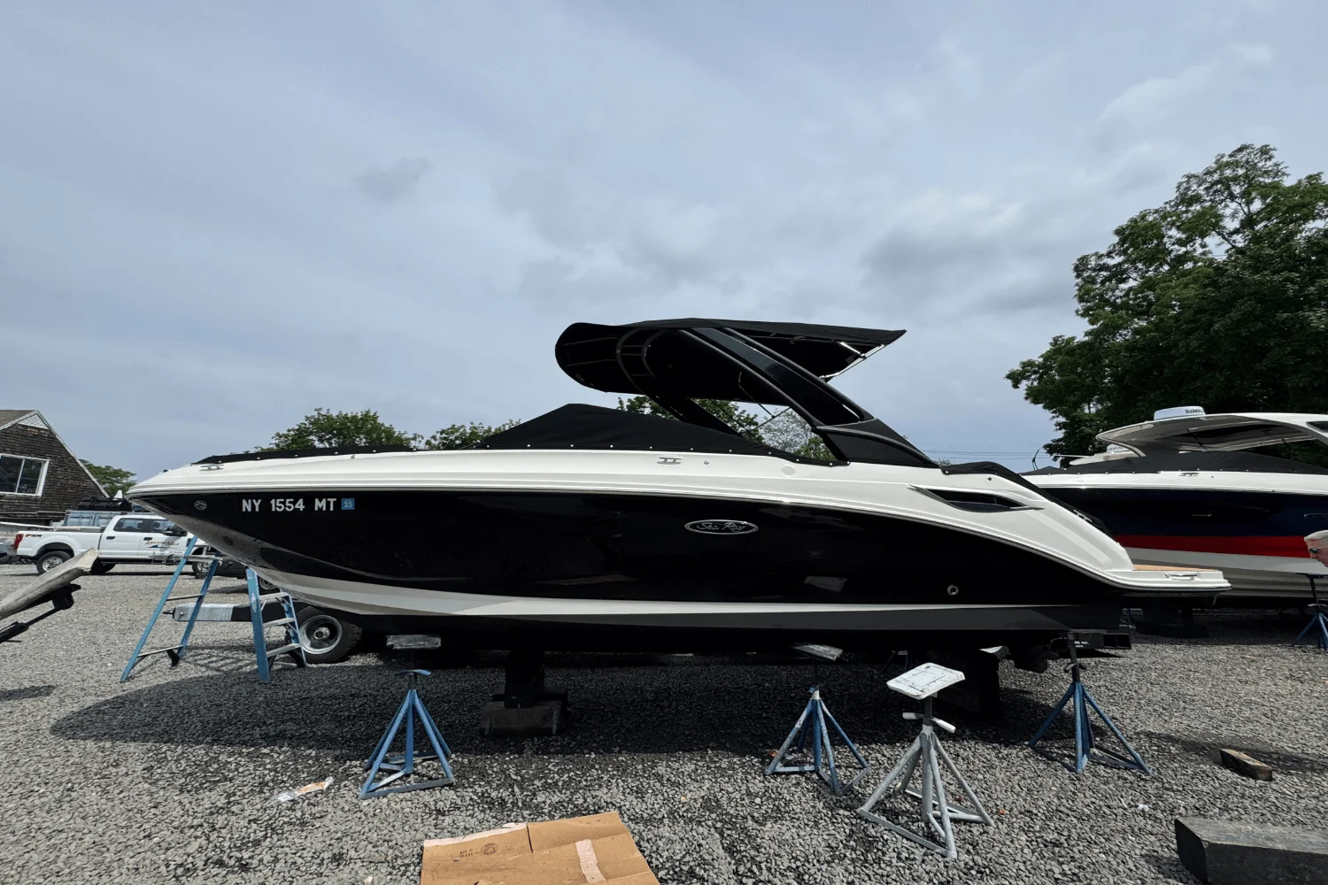 2023 Sea Ray SDX 250 Image Thumbnail #34