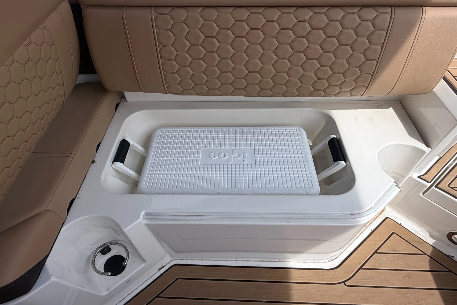 2023 Sea Ray SDX 250 Image Thumbnail #23