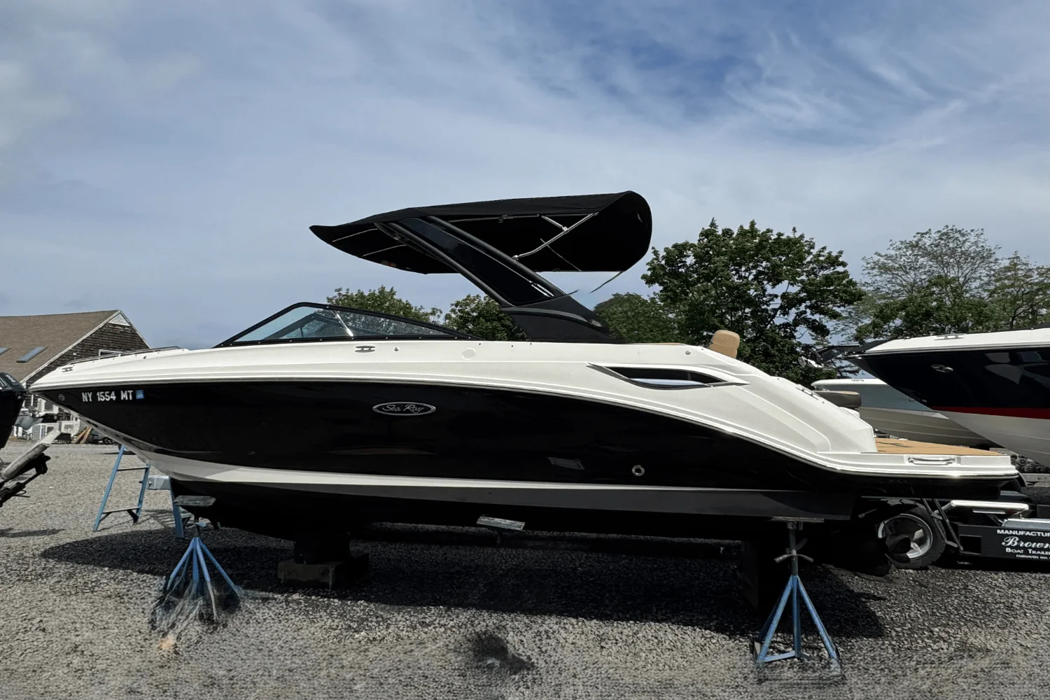 2023 Sea Ray SDX 250 Image Thumbnail #1