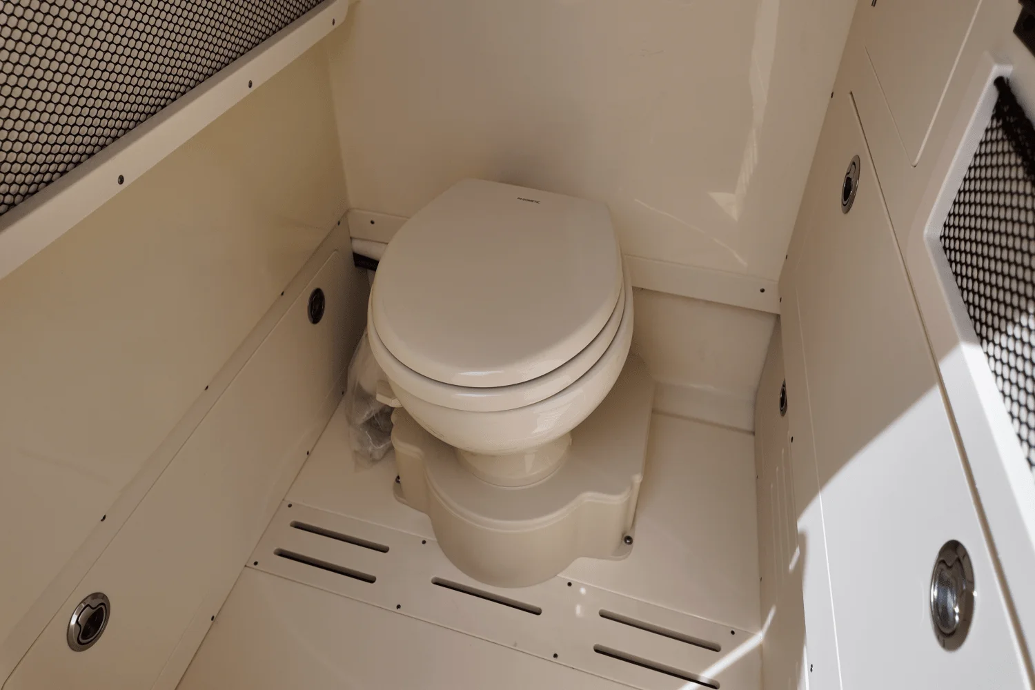 2026 Scout 240 XSF Image Thumbnail #22