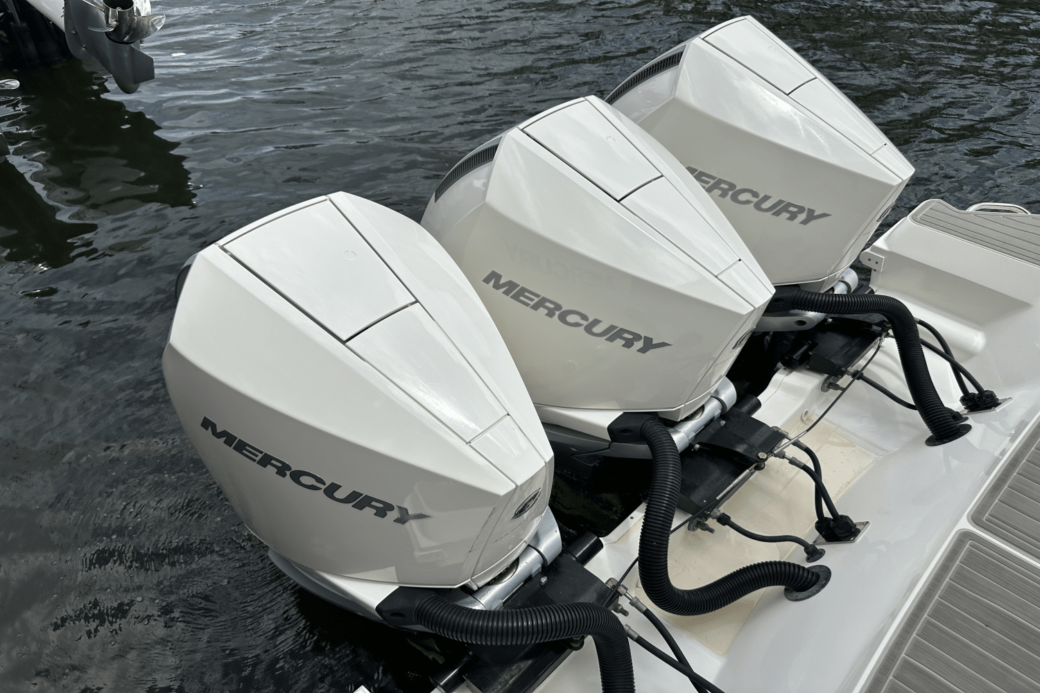 2023 Sea Ray 320 DA-OB Image Thumbnail #35