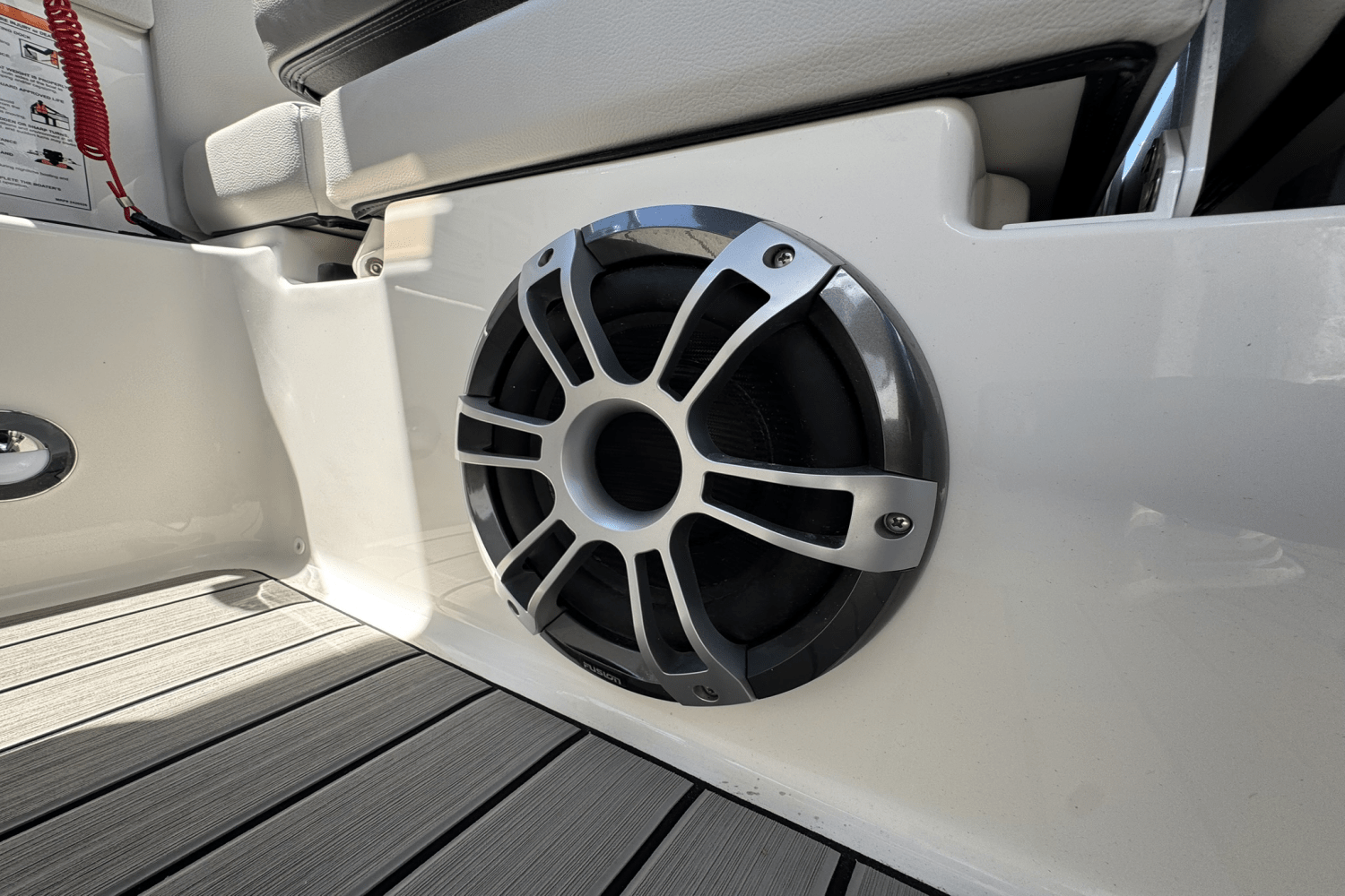2025 Sea Ray SDX 270 Outboard Image Thumbnail #47