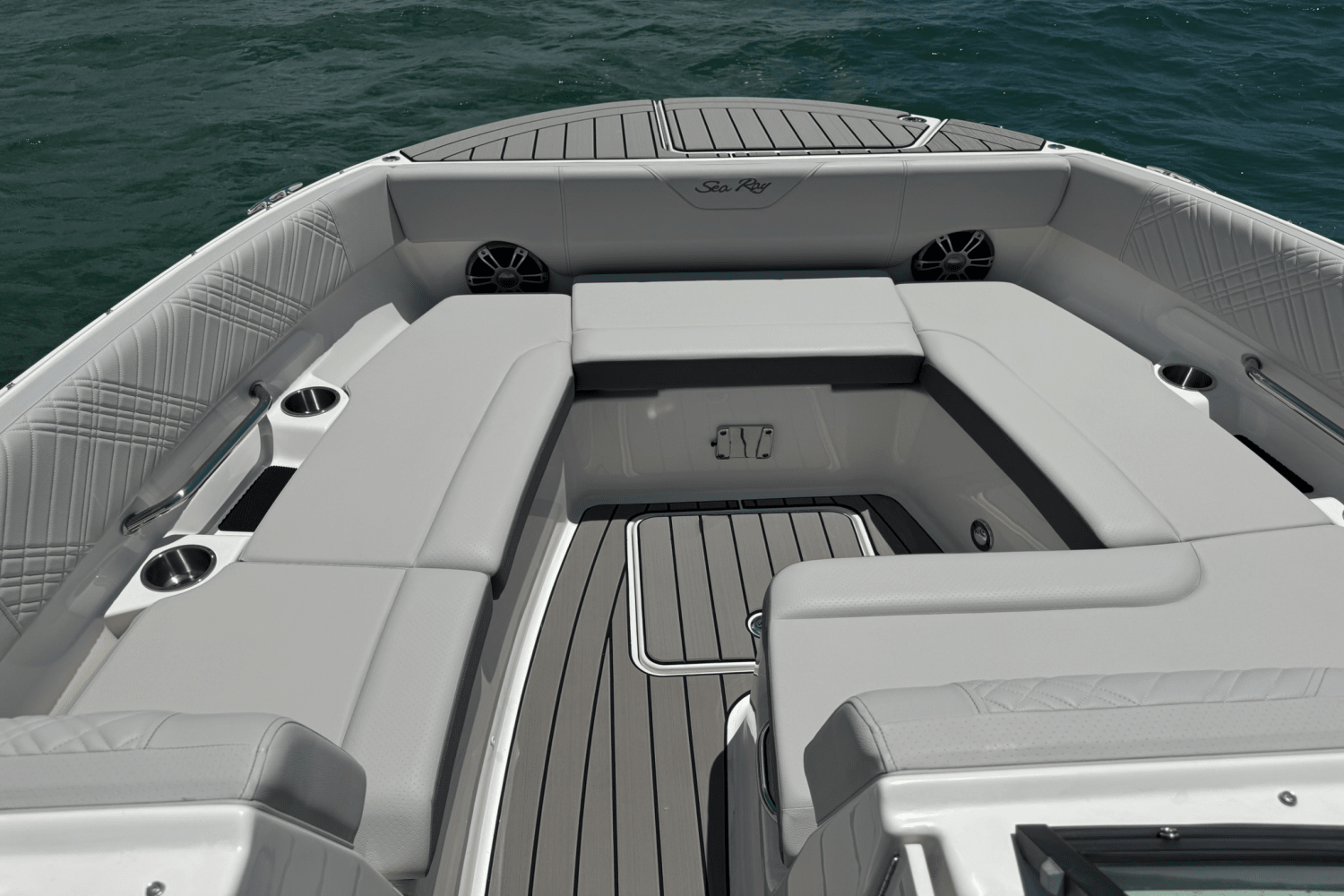 2025 Sea Ray SDX 270 Outboard Image Thumbnail #14