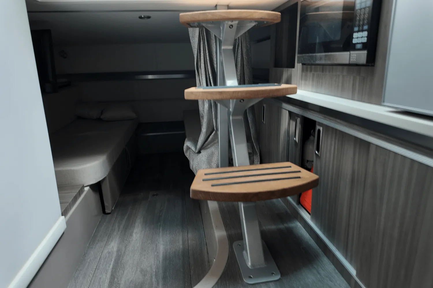 2023 Sea Ray 320 DA-OB Image Thumbnail #27