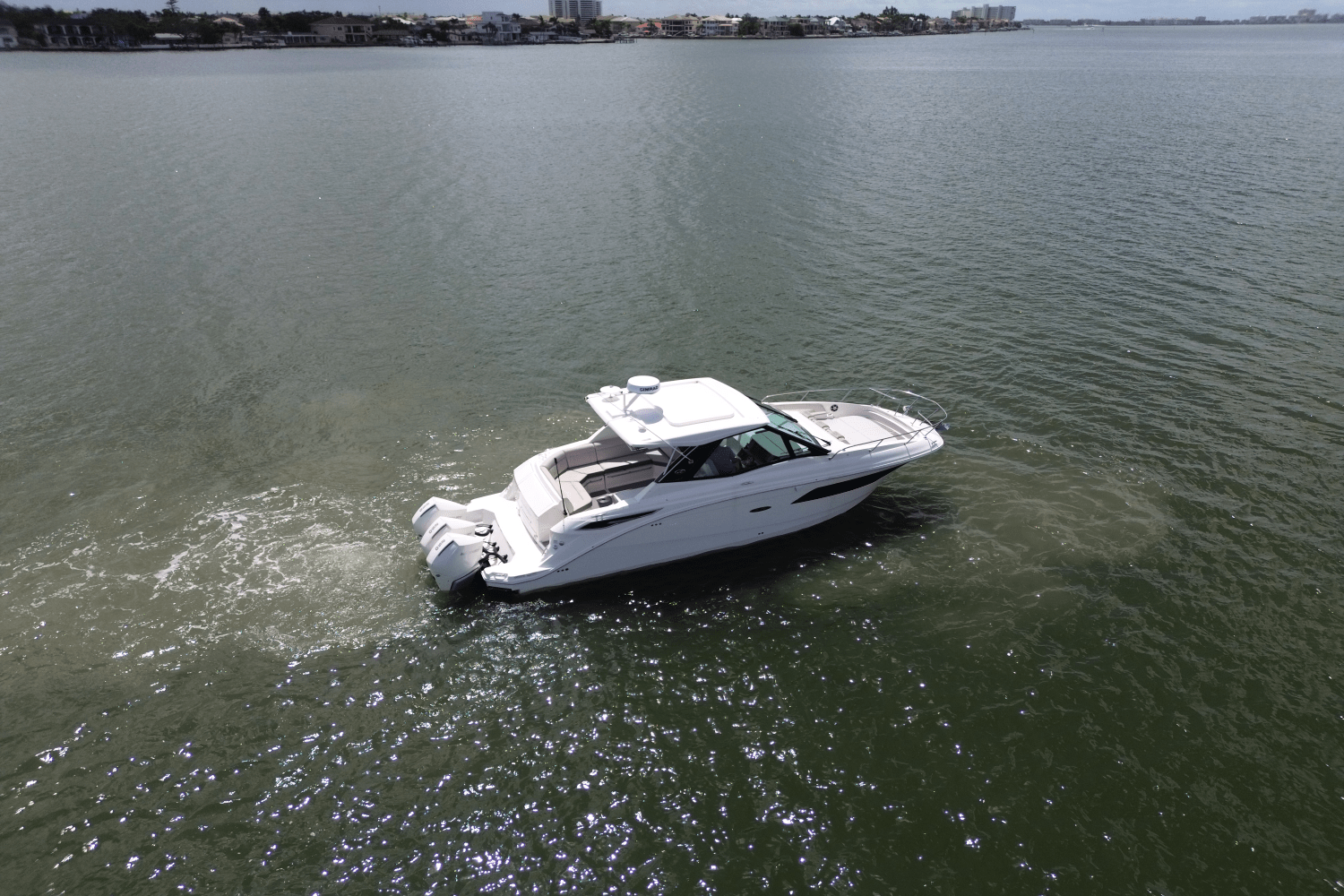 2023 Sea Ray 320 DA-OB Image Thumbnail #2