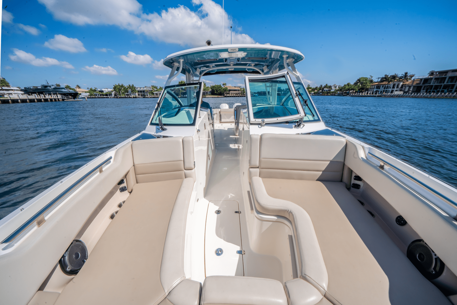 2021 Boston Whaler 32 VANTAGE Image Thumbnail #21