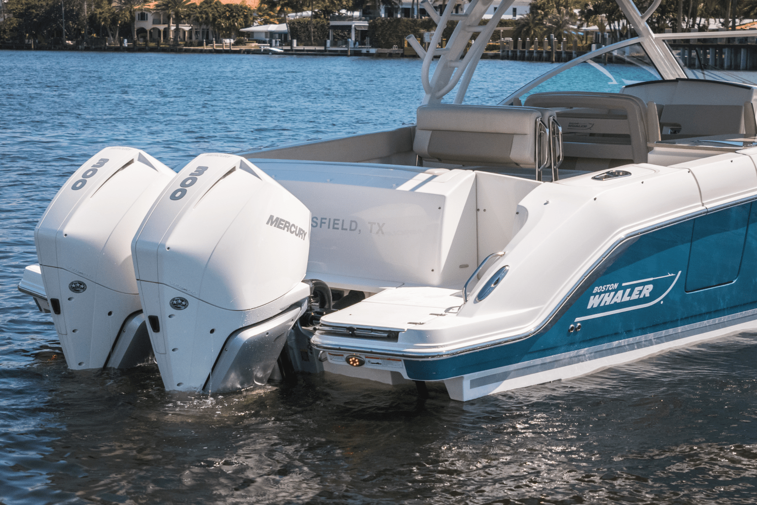 2021 Boston Whaler 32 VANTAGE Image Thumbnail #6