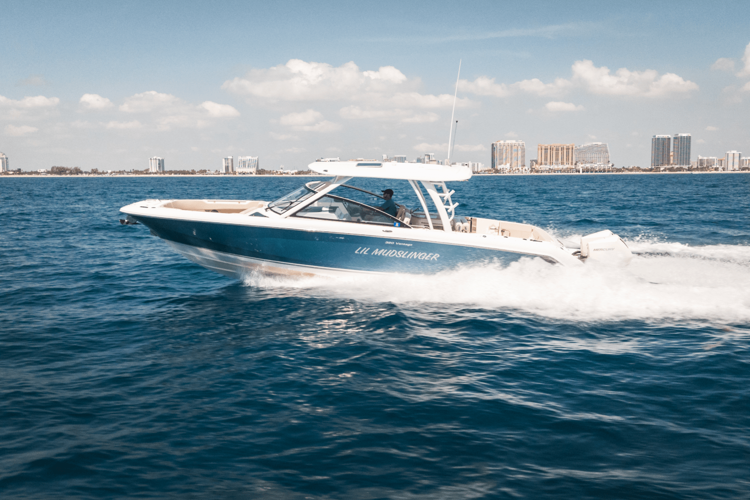 2021 Boston Whaler 32 VANTAGE Image Thumbnail #35