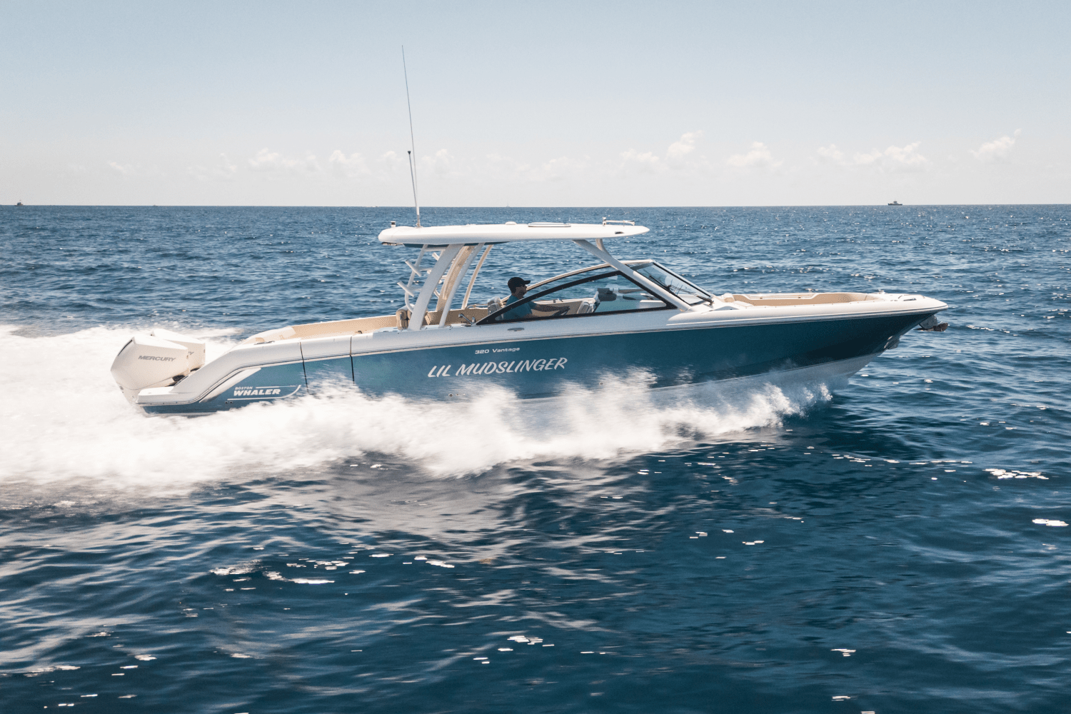 2021 Boston Whaler 32 VANTAGE Image Thumbnail #31