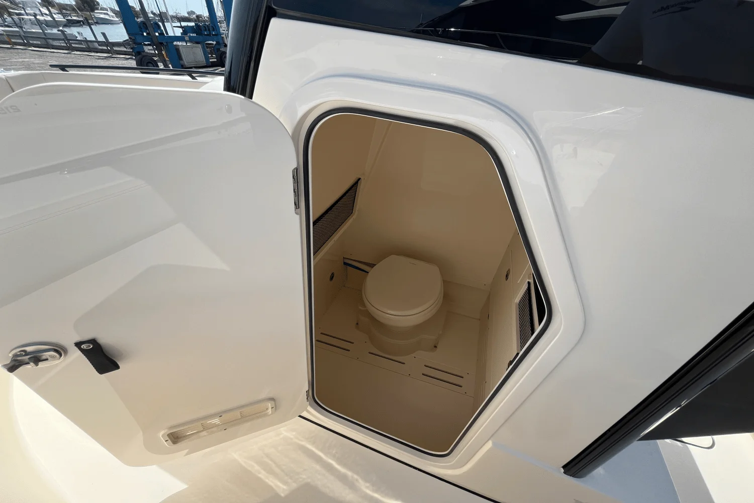 2026 Scout 240 XSF Image Thumbnail #11