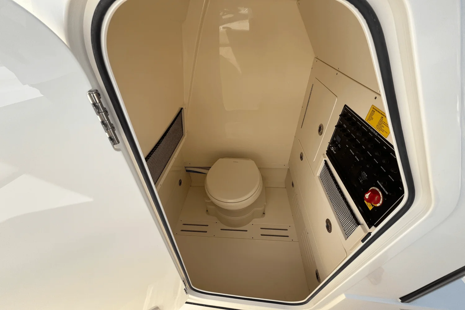 2026 Scout 240 XSF Image Thumbnail #10