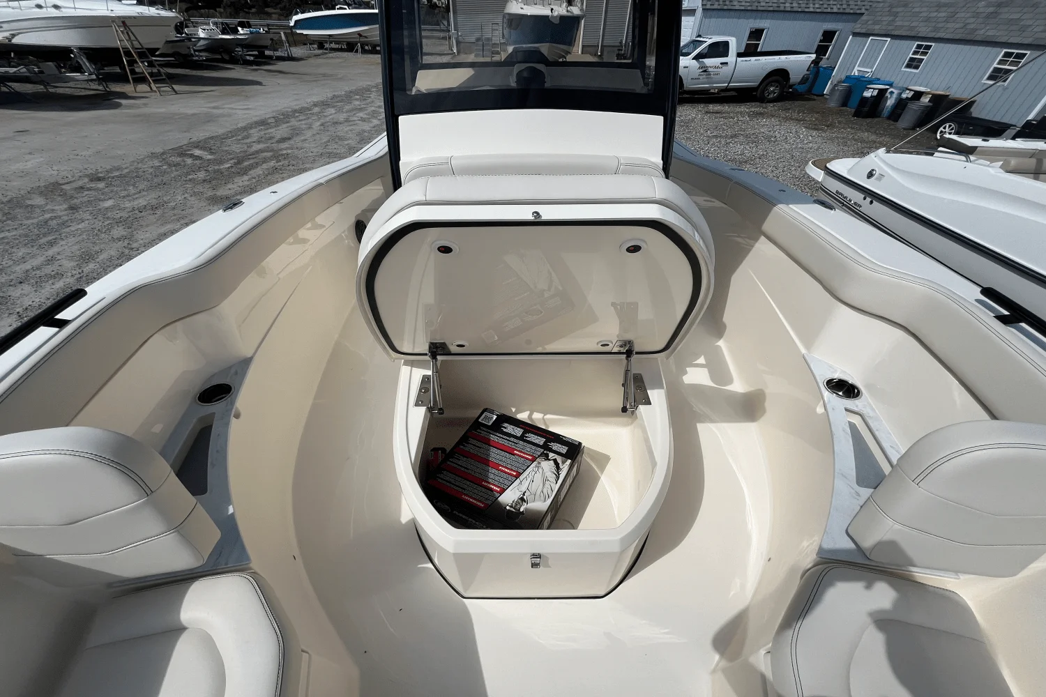 2026 Scout 240 XSF Image Thumbnail #15