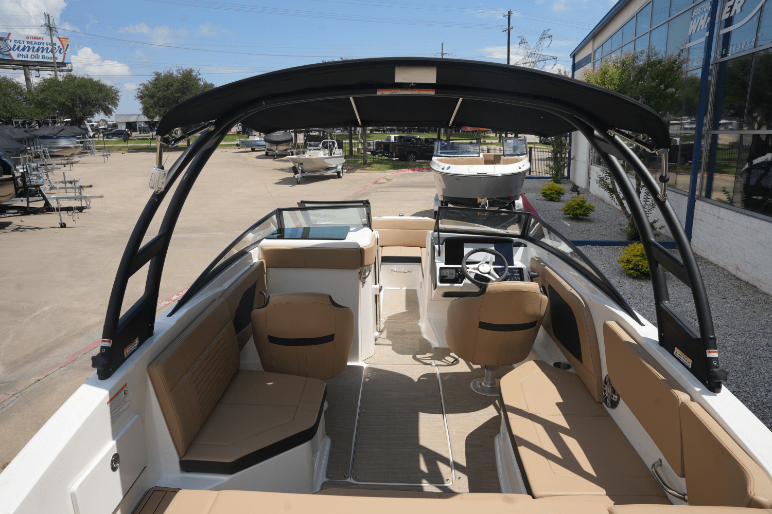 2025 Sea Ray SPX 230 Image Thumbnail #5
