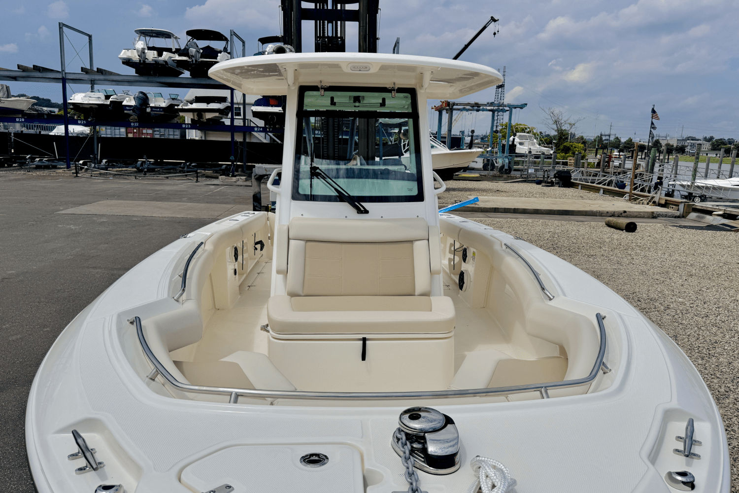 2025 Boston Whaler 250 Outrage Image Thumbnail #41