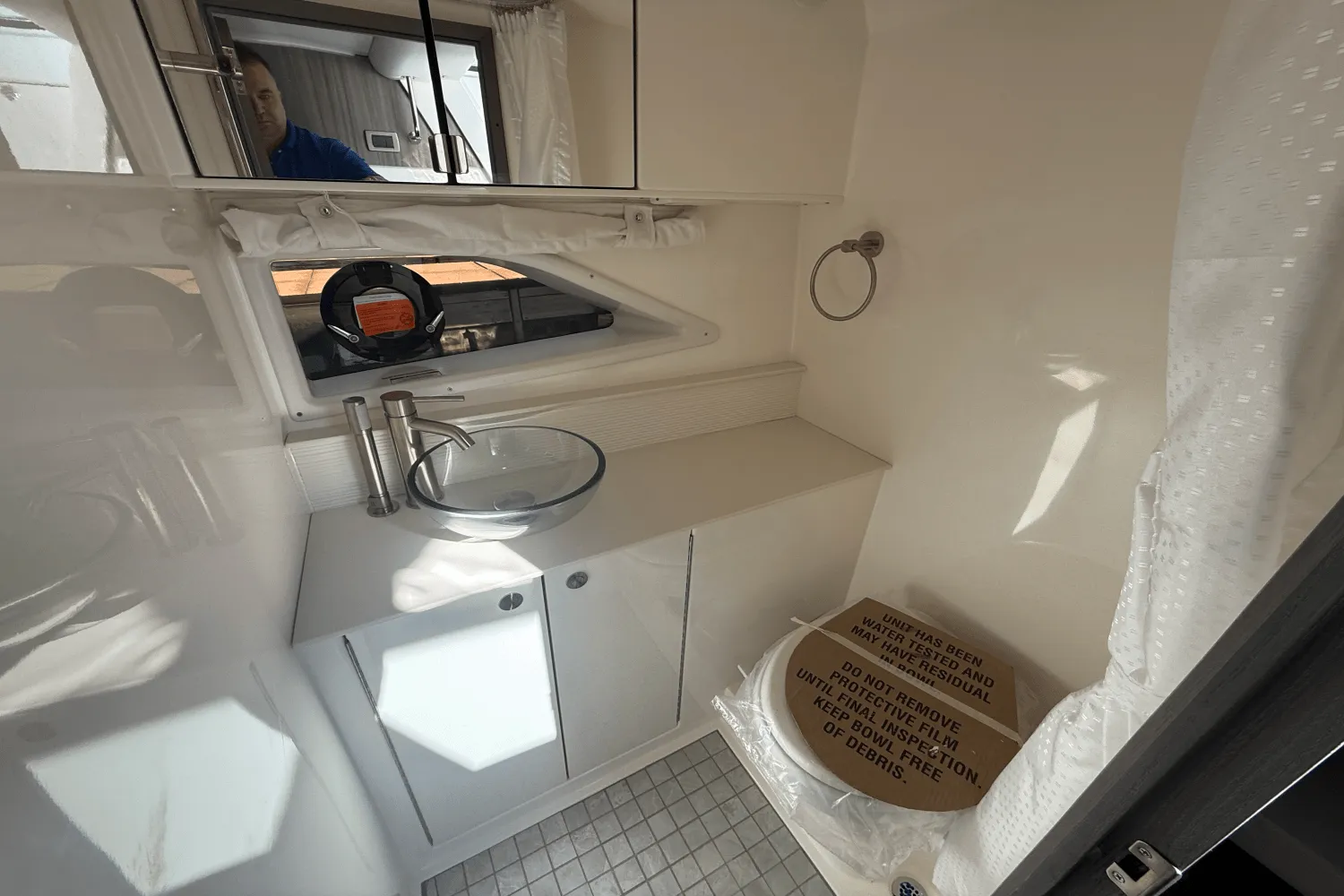 2025 Sea Ray Sundancer 320 Image Thumbnail #20