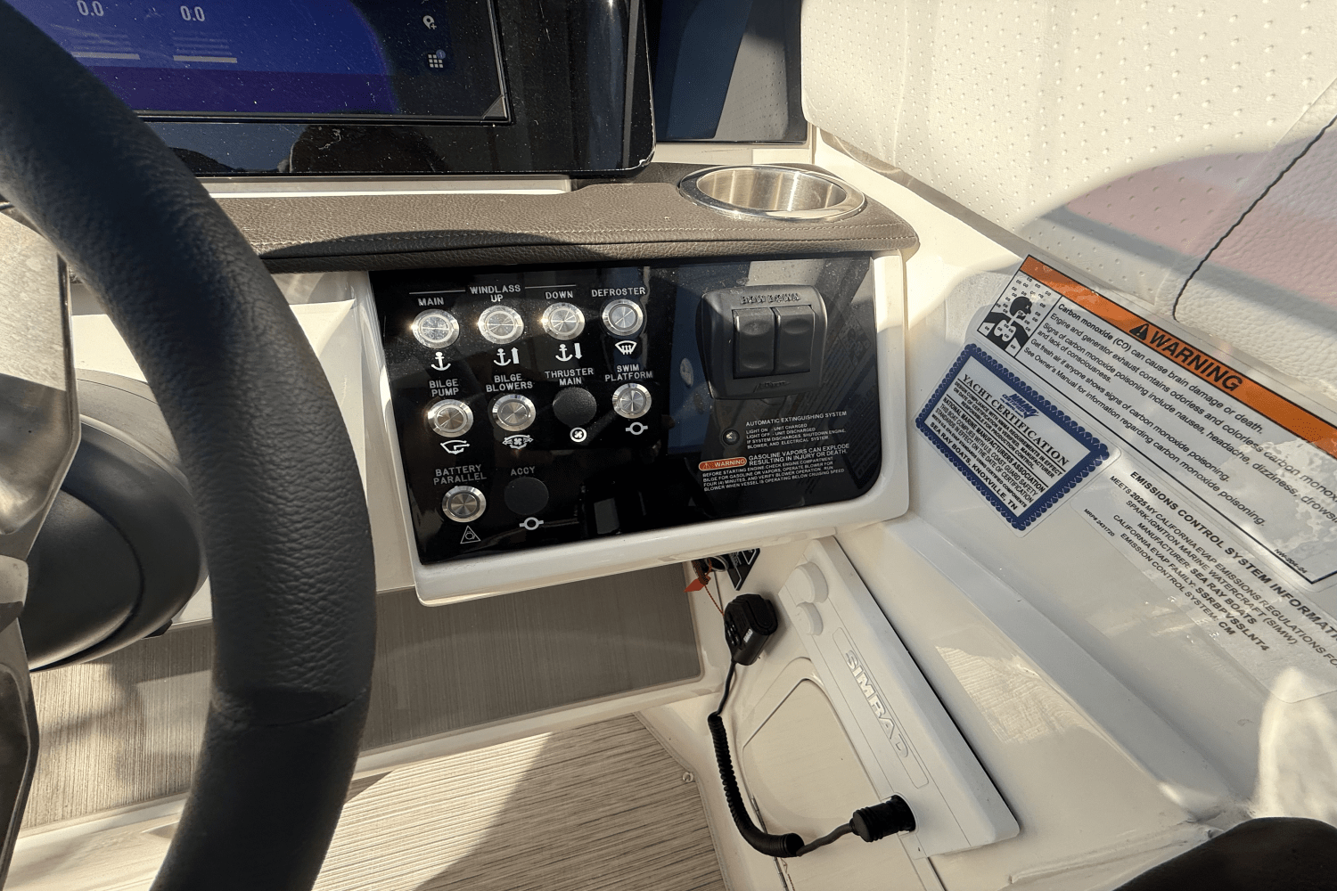 2025 Sea Ray Sundancer 320 Image Thumbnail #13